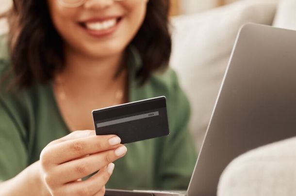 Dr. Kelly&reg; Plastic Surgery Invoice